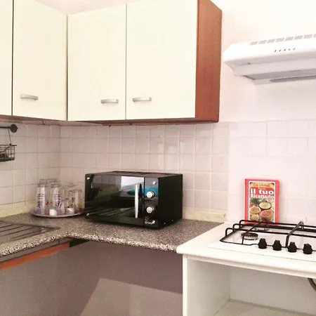 Candia *